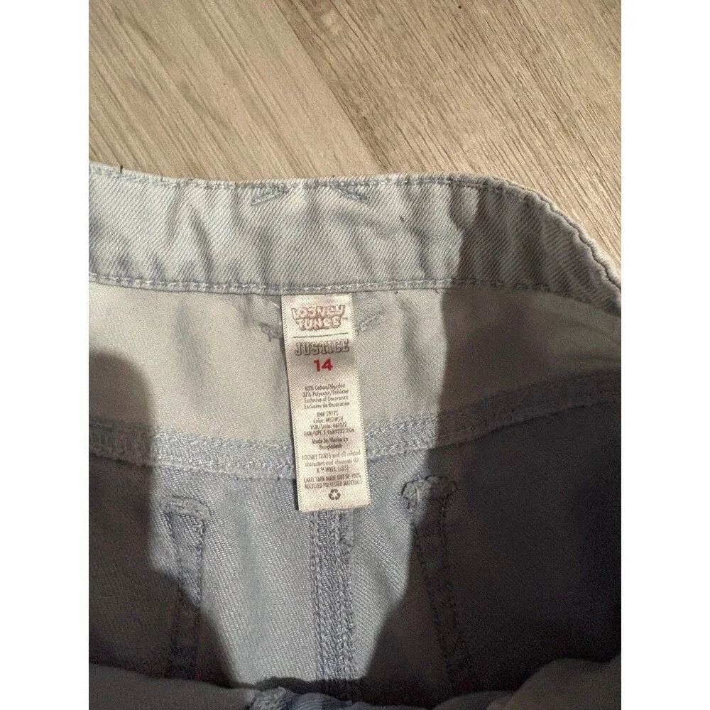 Jeans - Picture 4 of 5